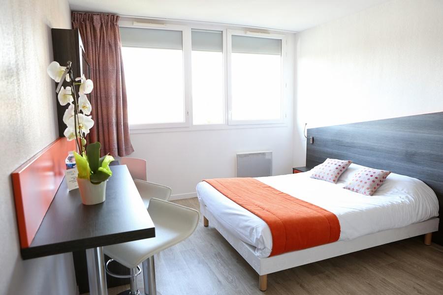 Adonis Paris Sud Aparthotel Chevilly-Larue Bagian luar foto