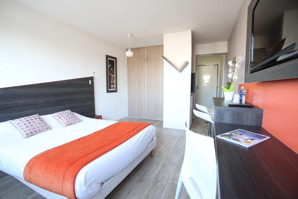 Adonis Paris Sud Aparthotel Chevilly-Larue Bagian luar foto
