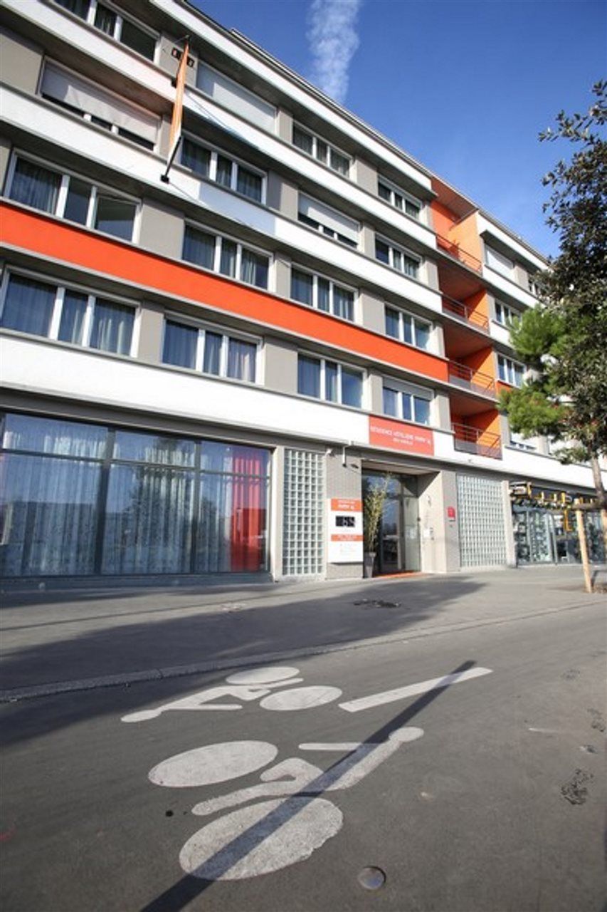 Adonis Paris Sud Aparthotel Chevilly-Larue Bagian luar foto