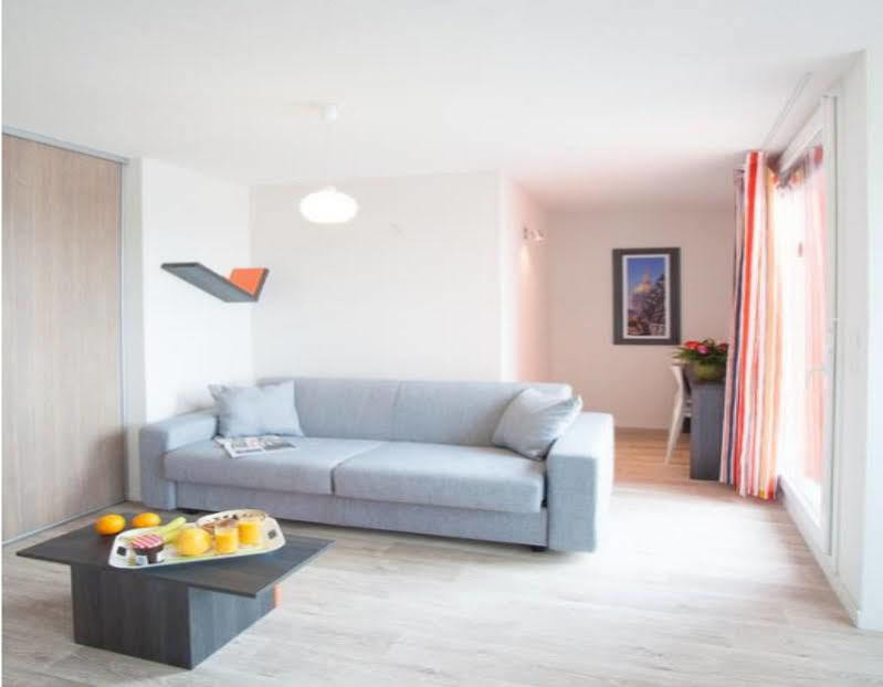 Adonis Paris Sud Aparthotel Chevilly-Larue Bagian luar foto