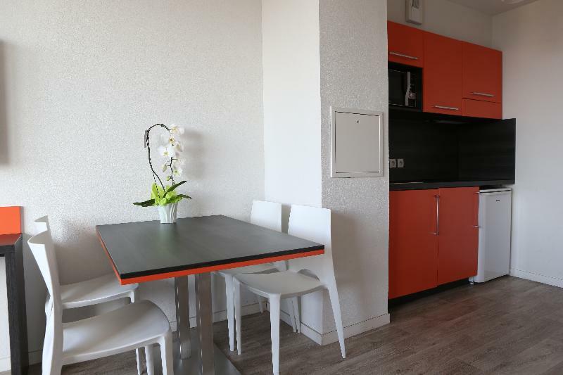 Adonis Paris Sud Aparthotel Chevilly-Larue Bagian luar foto